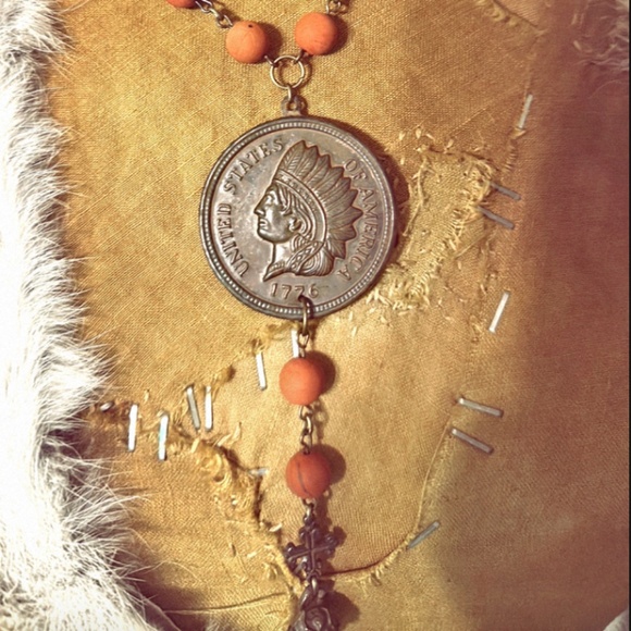 raven head rosary - Picture 4 of 16